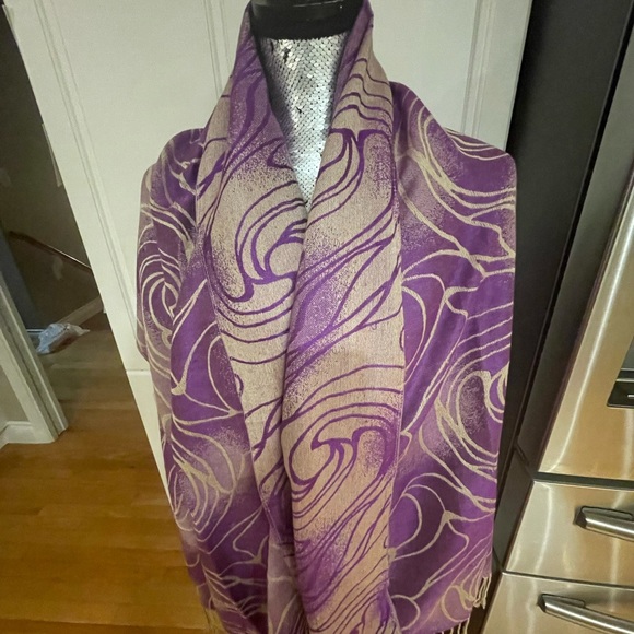 100 percent Cashmere pre loved gorgeous skarf- luxury style - Picture 7 of 15